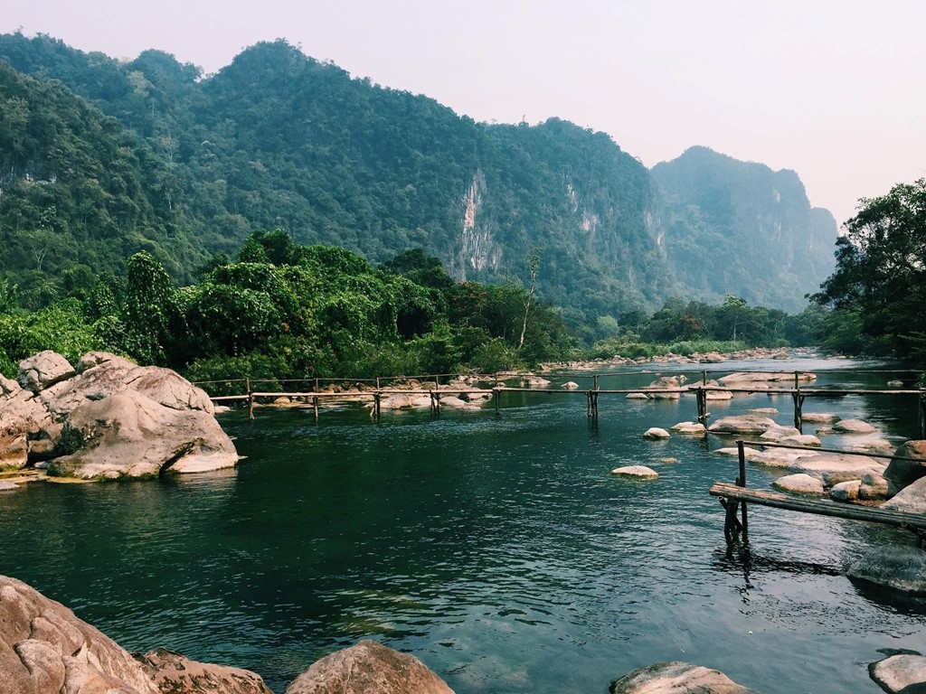 Tour Động Phong Nha - Suối Nước Moọc