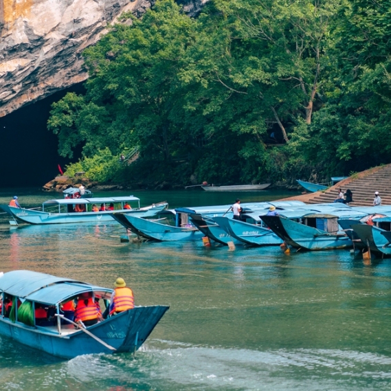 Tour Động Phong Nha - Hang Tối