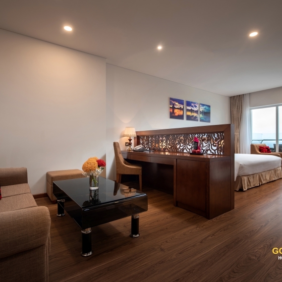 Premier Suite Ocean View