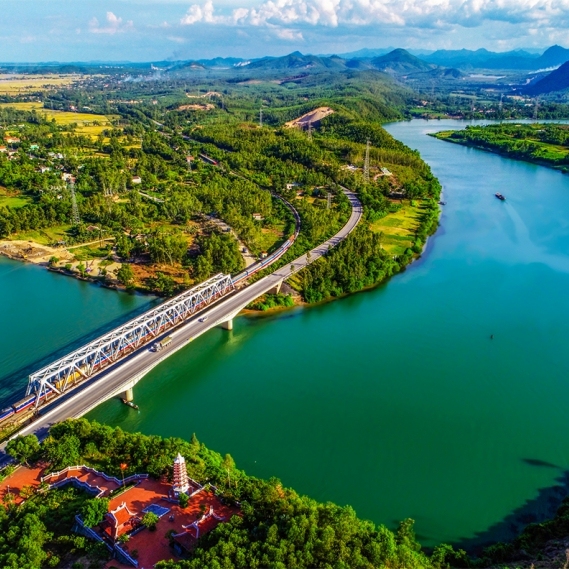 Tour Núi Thần Đinh - Đền tưởng niệm Liệt Sĩ Trường Sơn - Bến phà Long Đại 