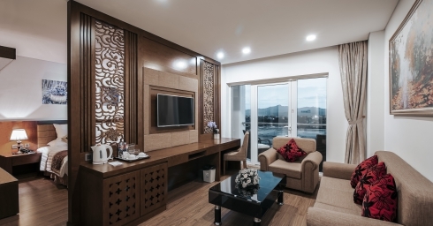 Premier Suite City View