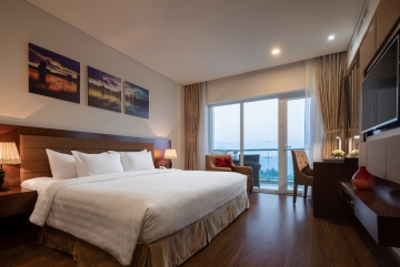 Premier Suite Ocean View