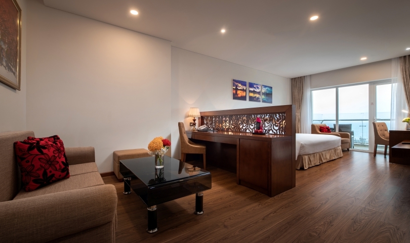 Premier Suite Ocean View