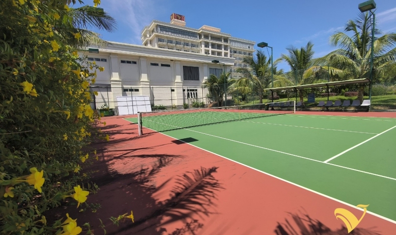 Sân tennis