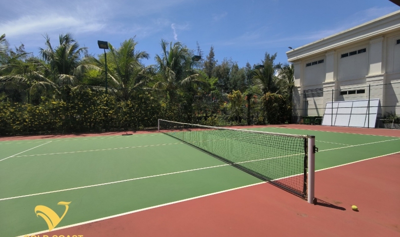 Sân tennis